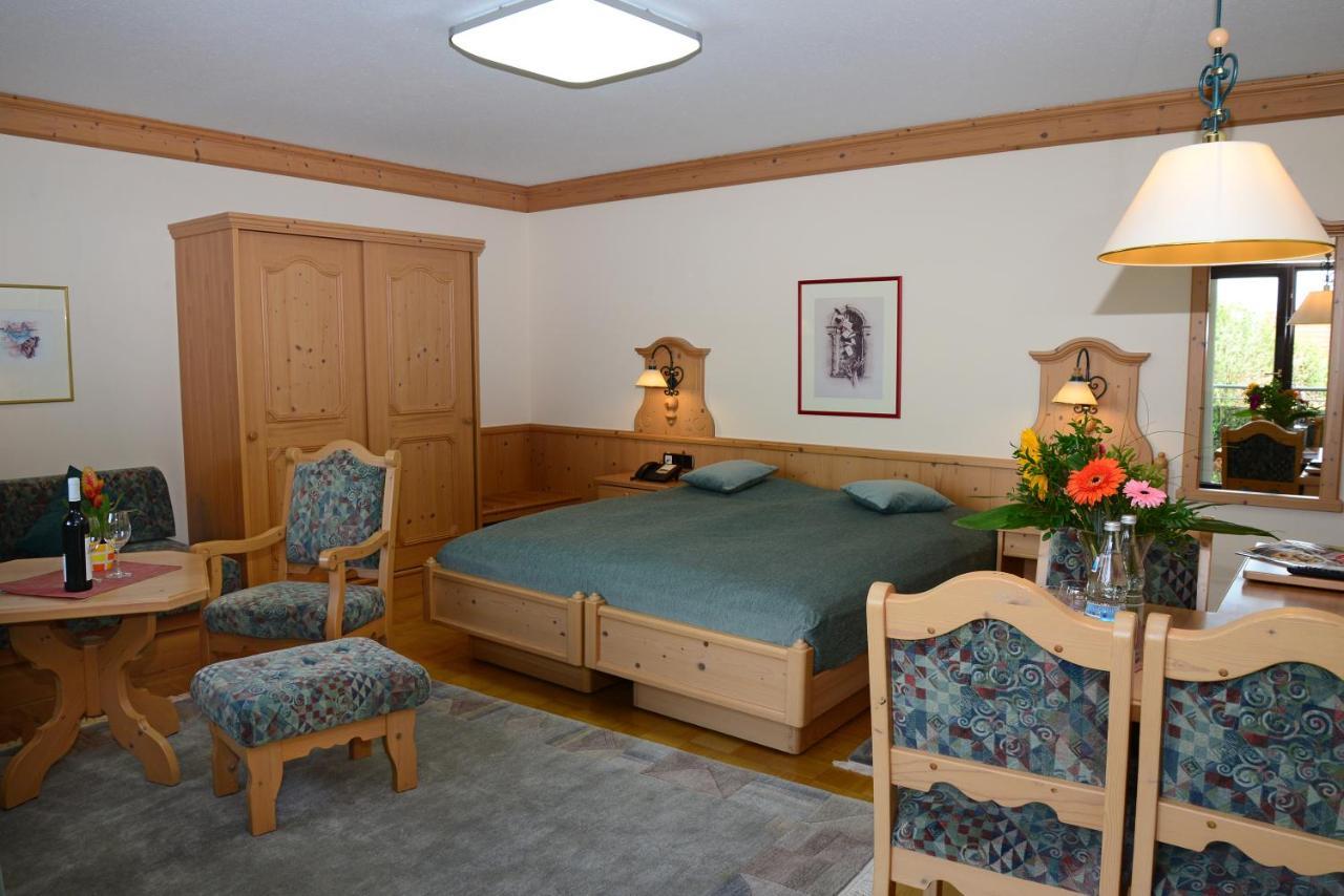 Residence Am Weinberg / Travellers Hotelbetriebs Gmbh Sasbachwalden Eksteriør billede